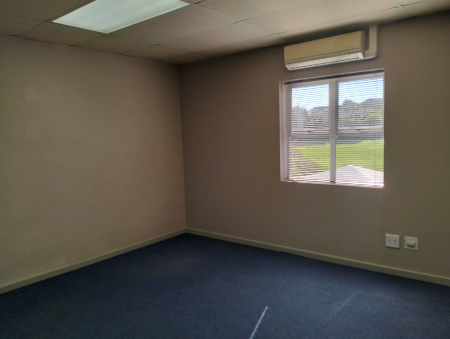 To Let Commercial Property for Rent in Rosenpark Western Cape
